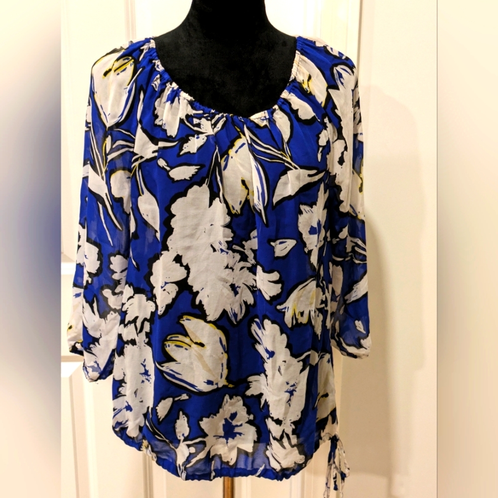 Women's Top Size M Cobalt Combo Color Long Sleeve 100% Polyester